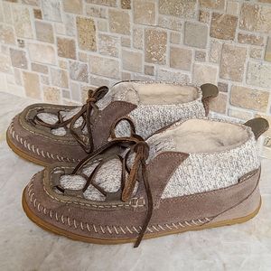 LL Bean Woman's Wicked Good Lodge Chukka sz 8